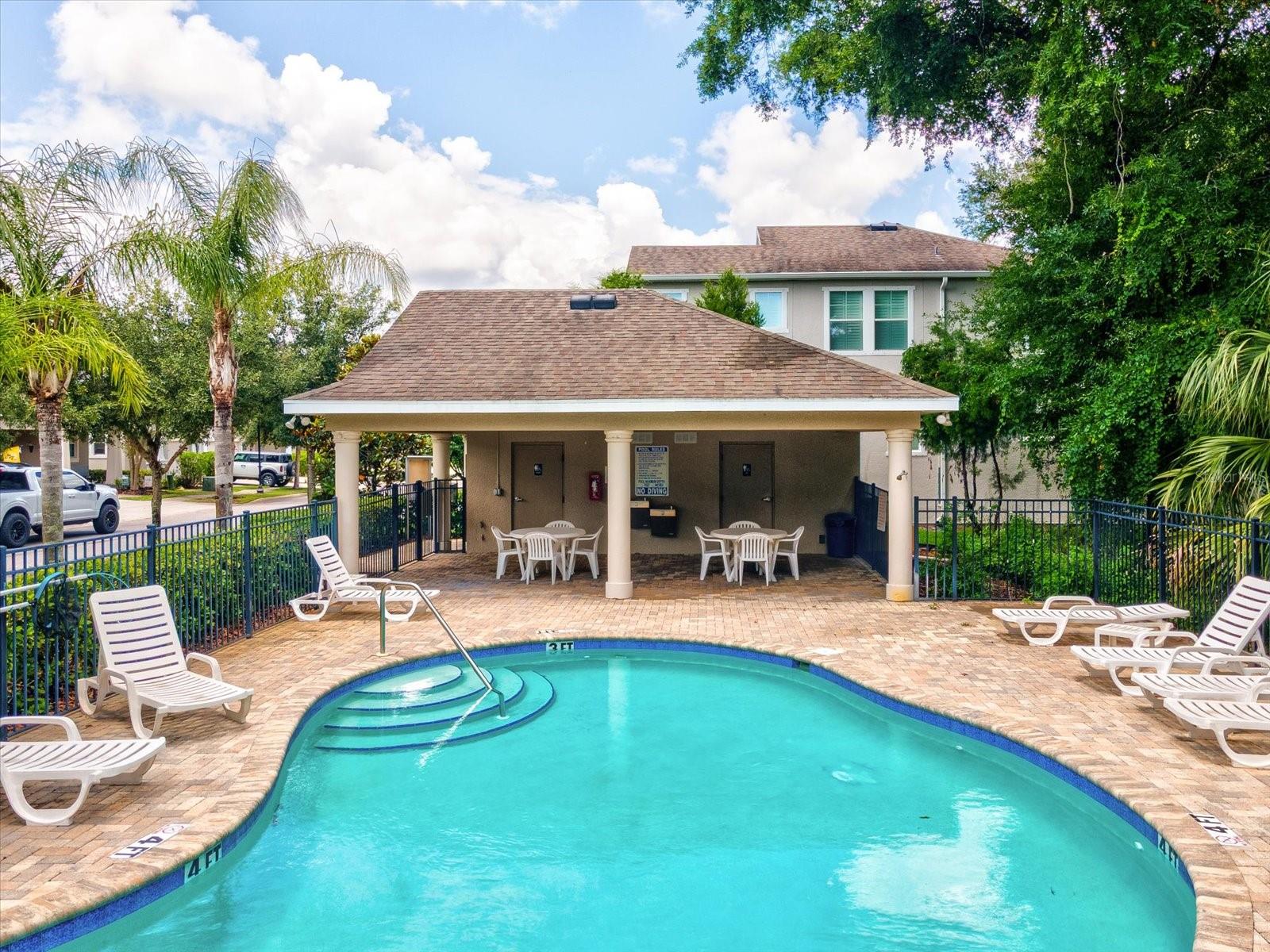7105 PARK TREE DR