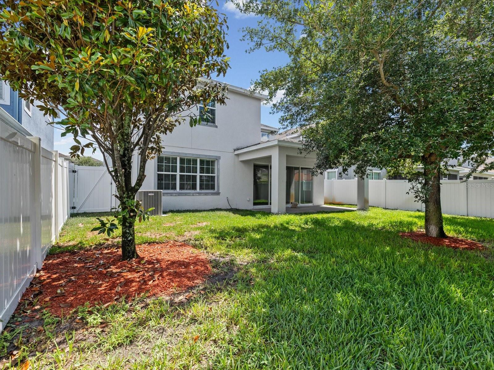 7105 PARK TREE DR