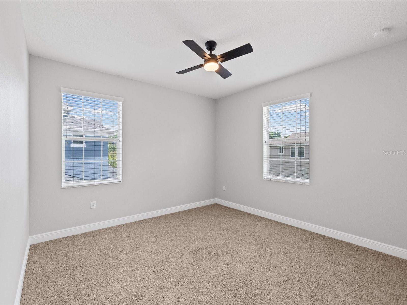 7105 PARK TREE DR