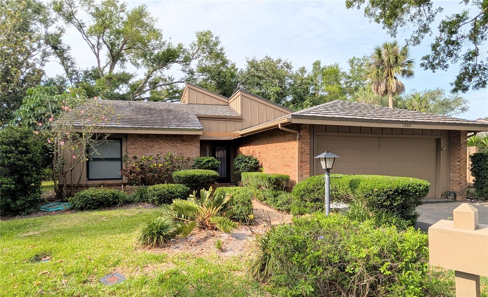 1509 WILLOW OAK CIR #53