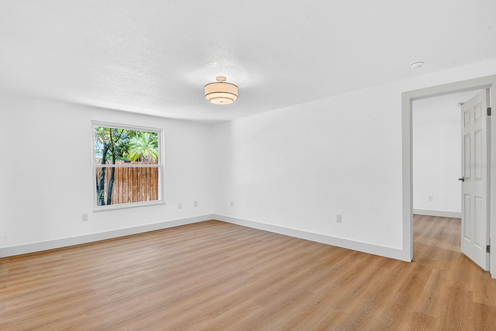 6306 37TH AVE W