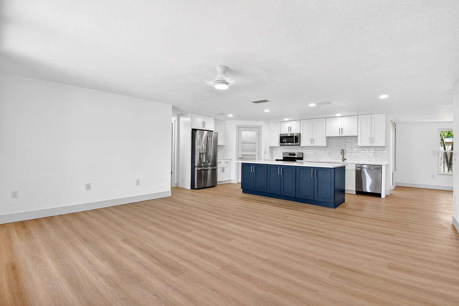 6306 37TH AVE W