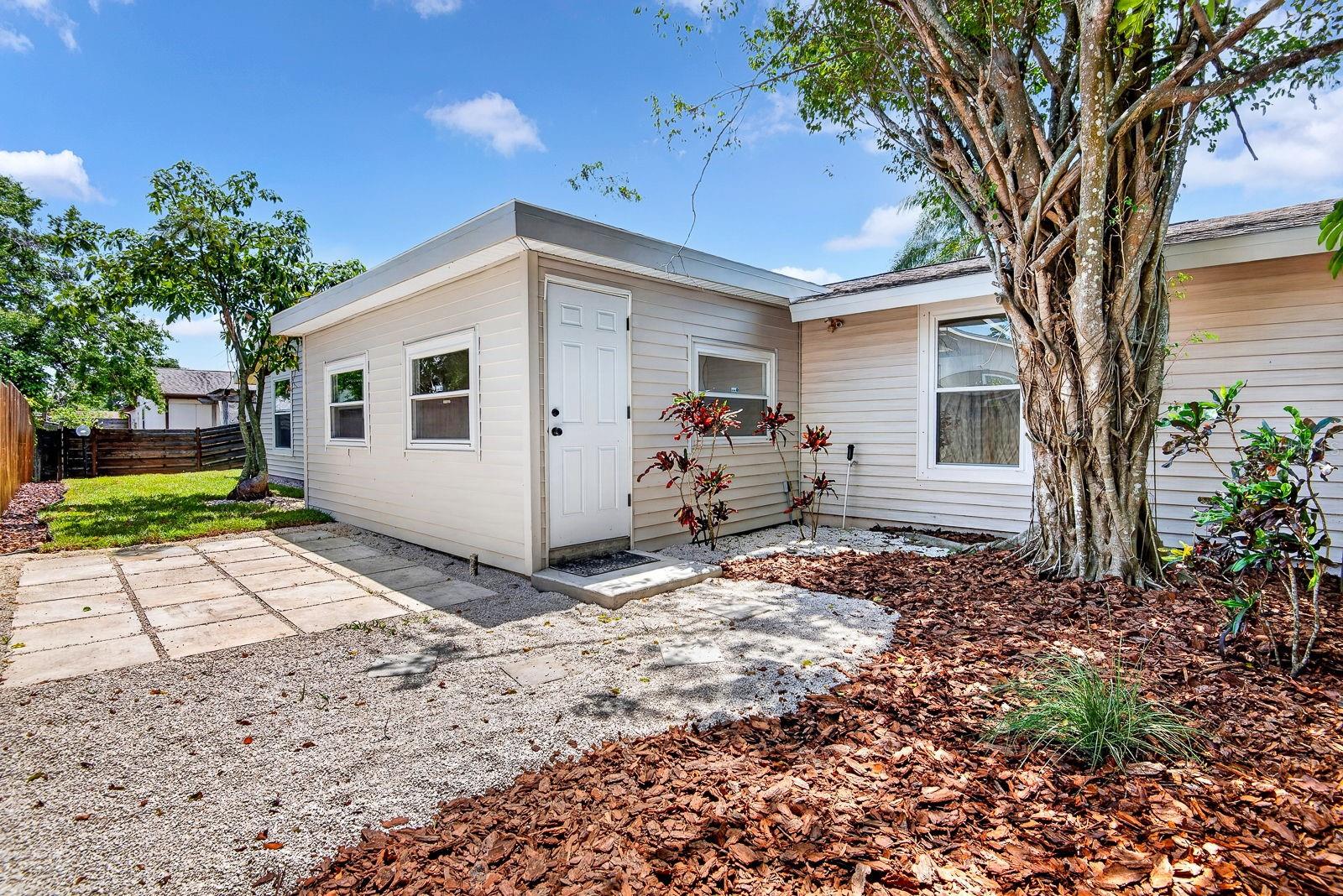 6306 37TH AVE W