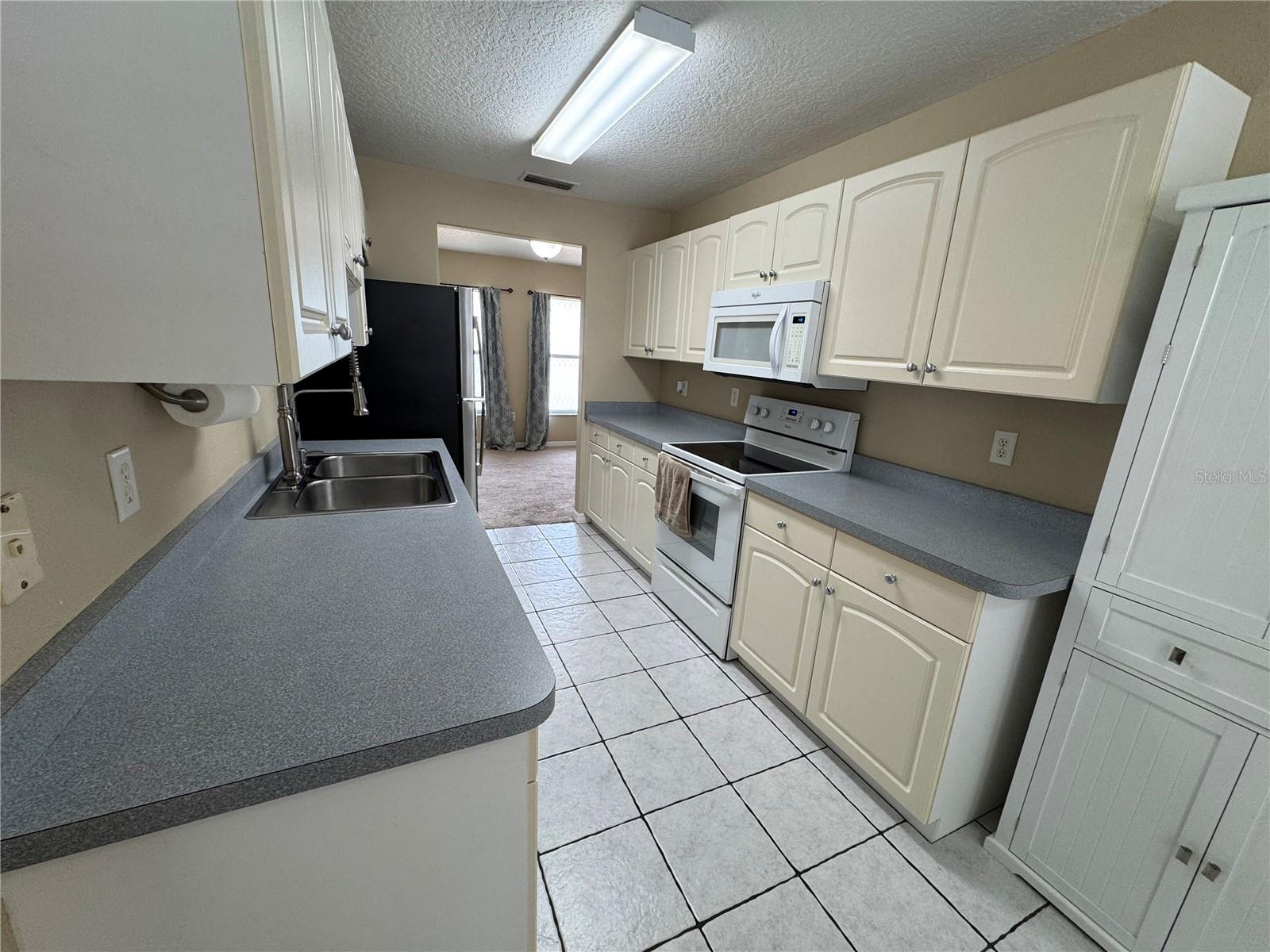 2802 93RD CT E