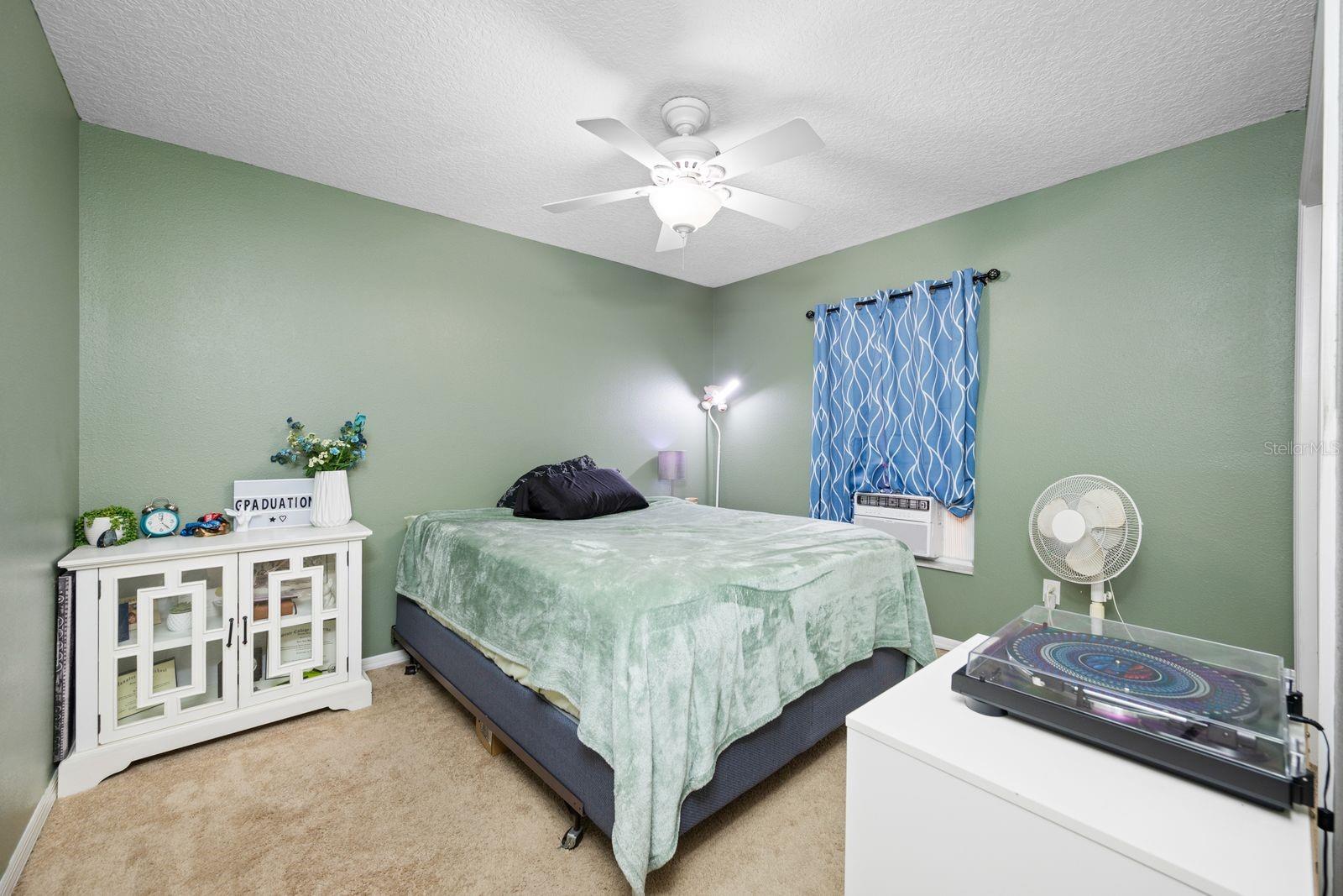 2802 93RD CT E