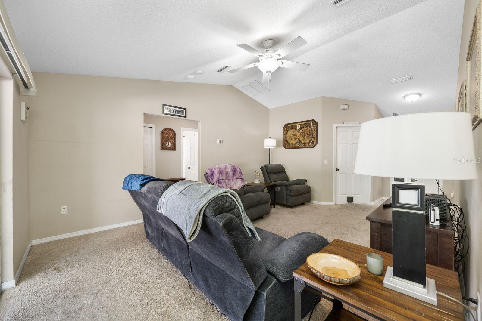 2802 93RD CT E