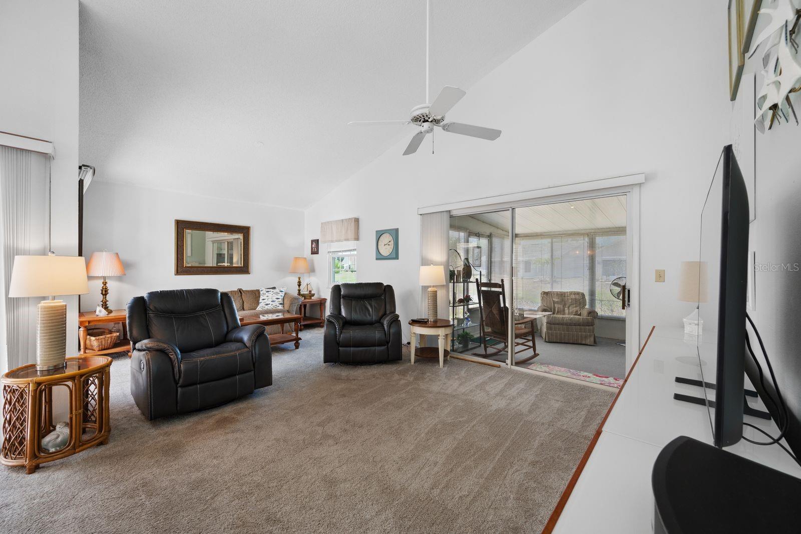 3886 40TH AVE W