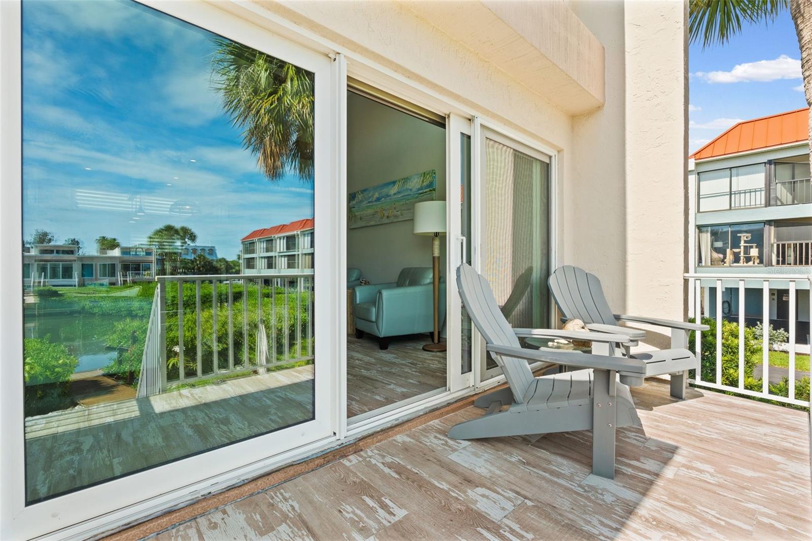 3701 E BAY DR #1
