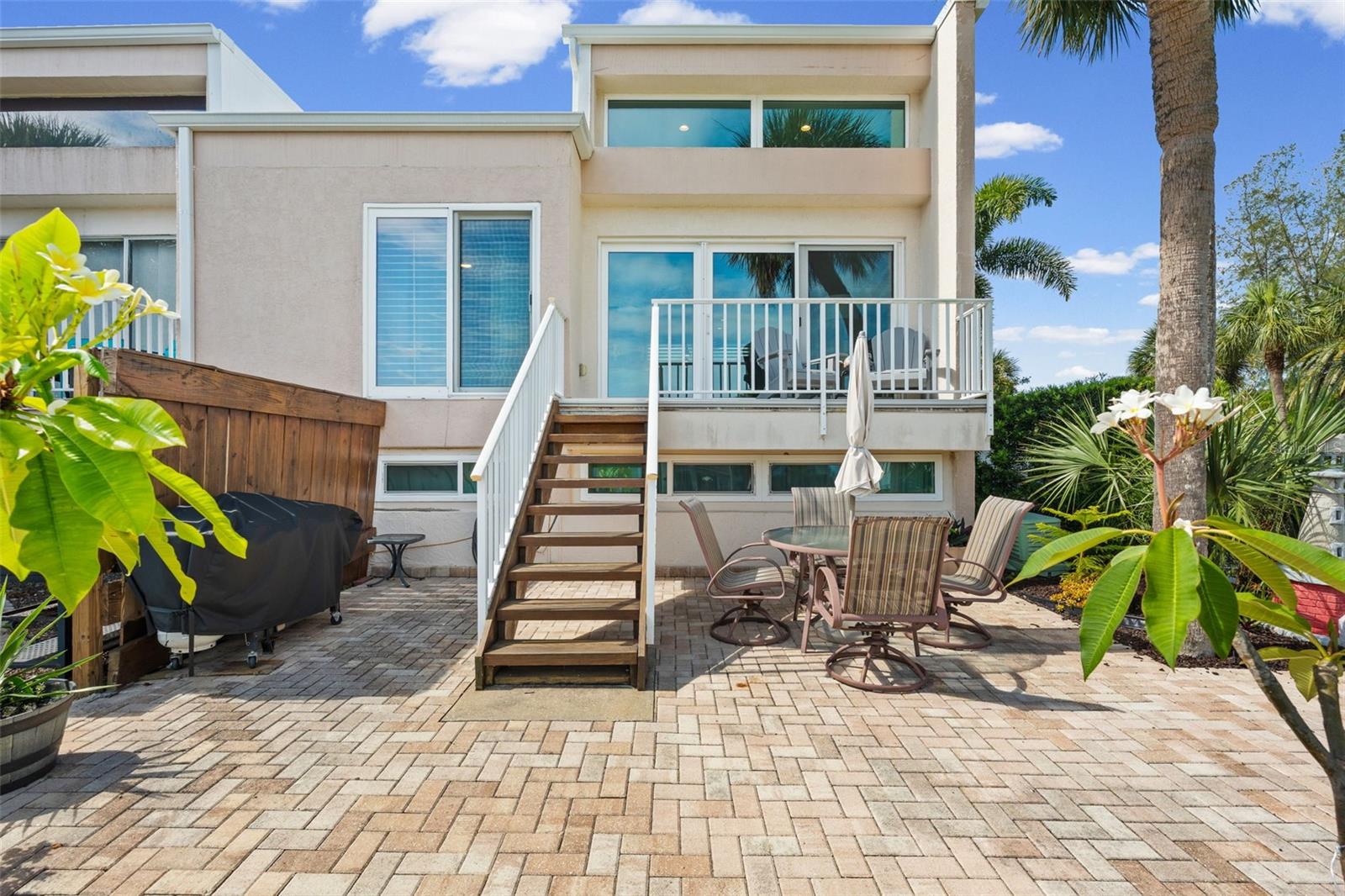3701 E BAY DR #1