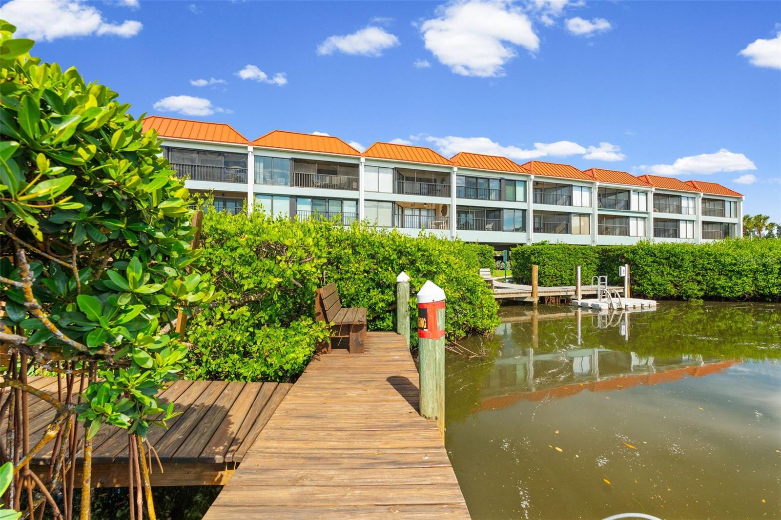 3701 E BAY DR #1