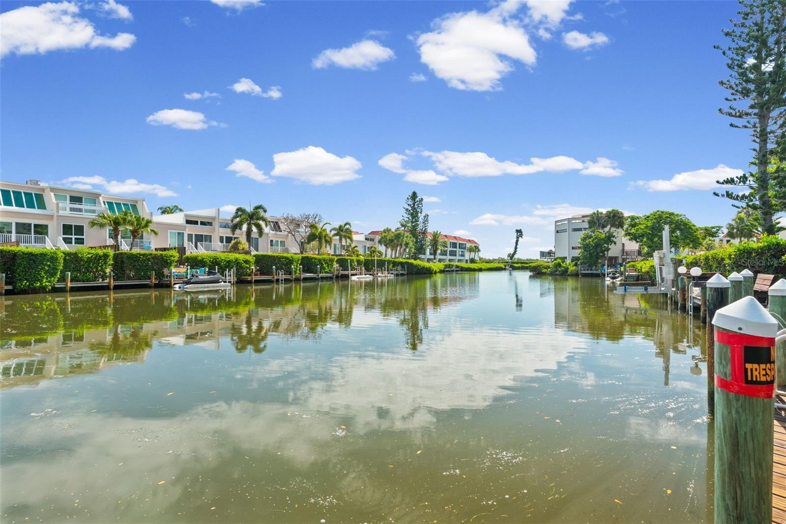 3701 E BAY DR #1