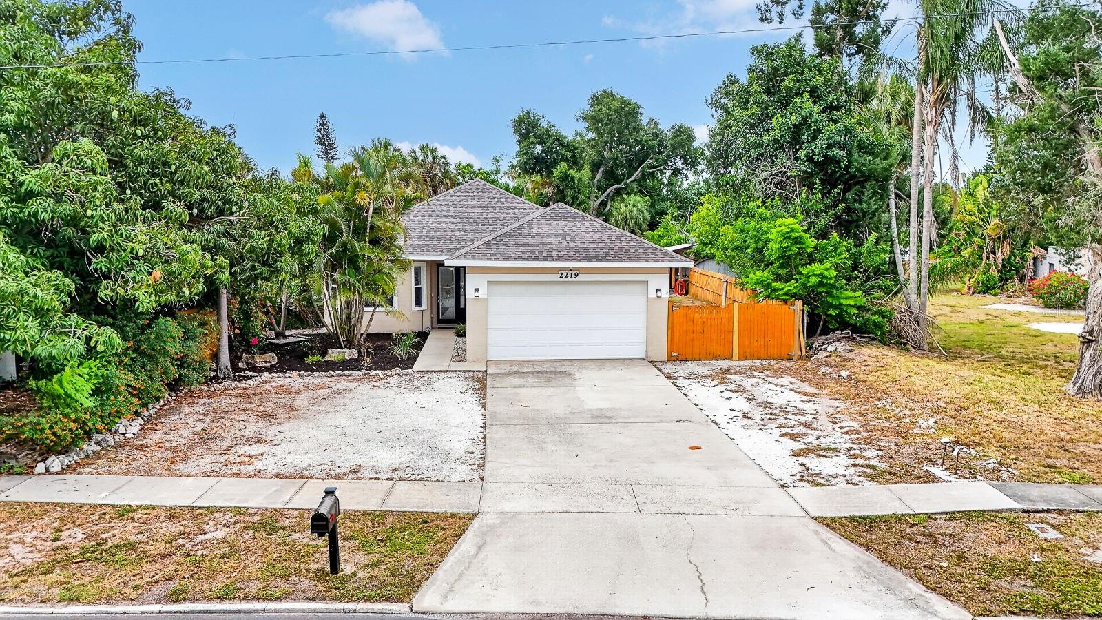 2219 18TH AVE W