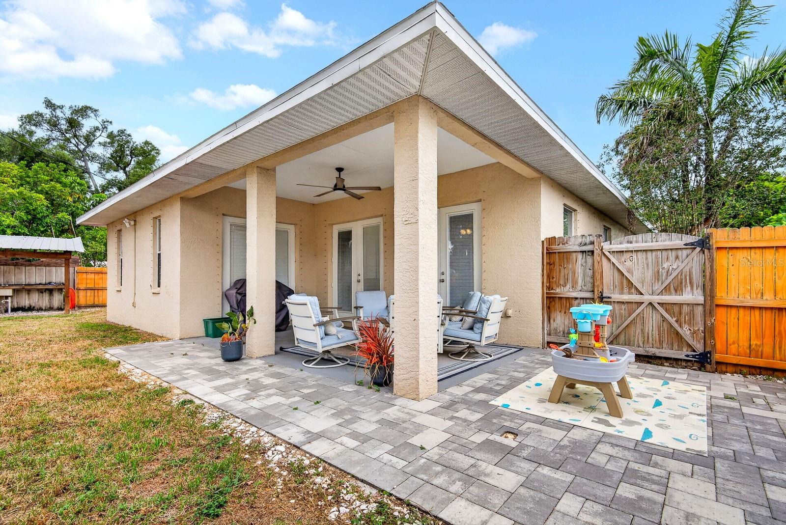 2219 18TH AVE W