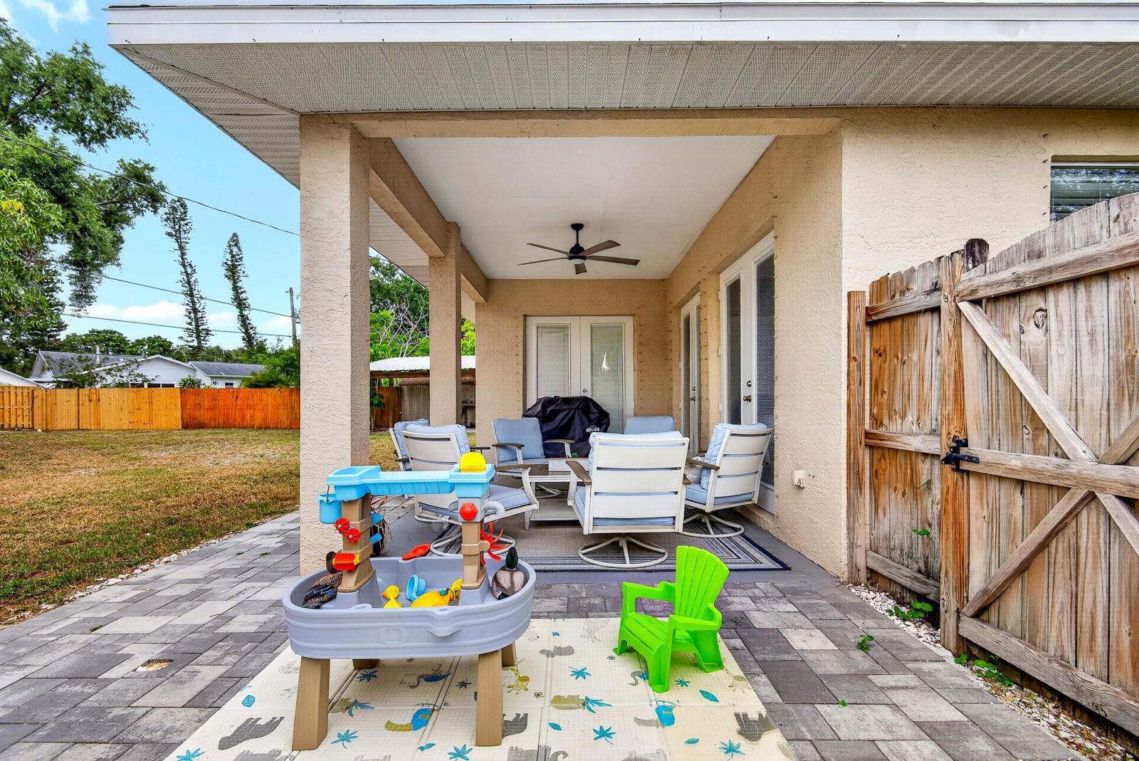 2219 18TH AVE W
