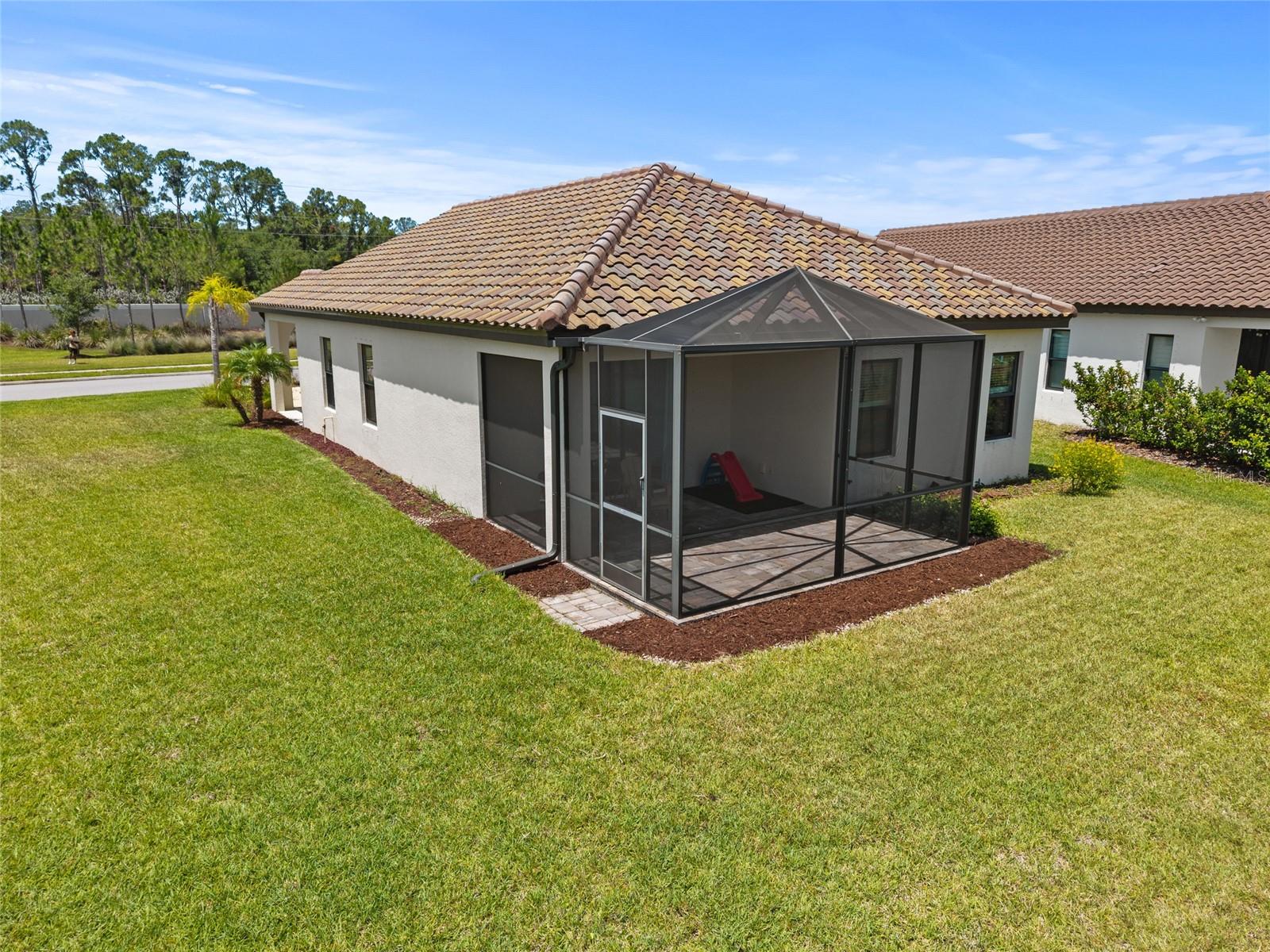260 BRIENZA LOOP