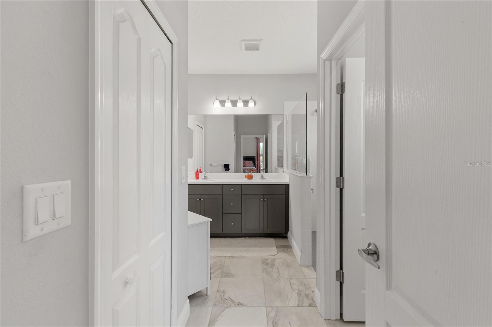 260 BRIENZA LOOP