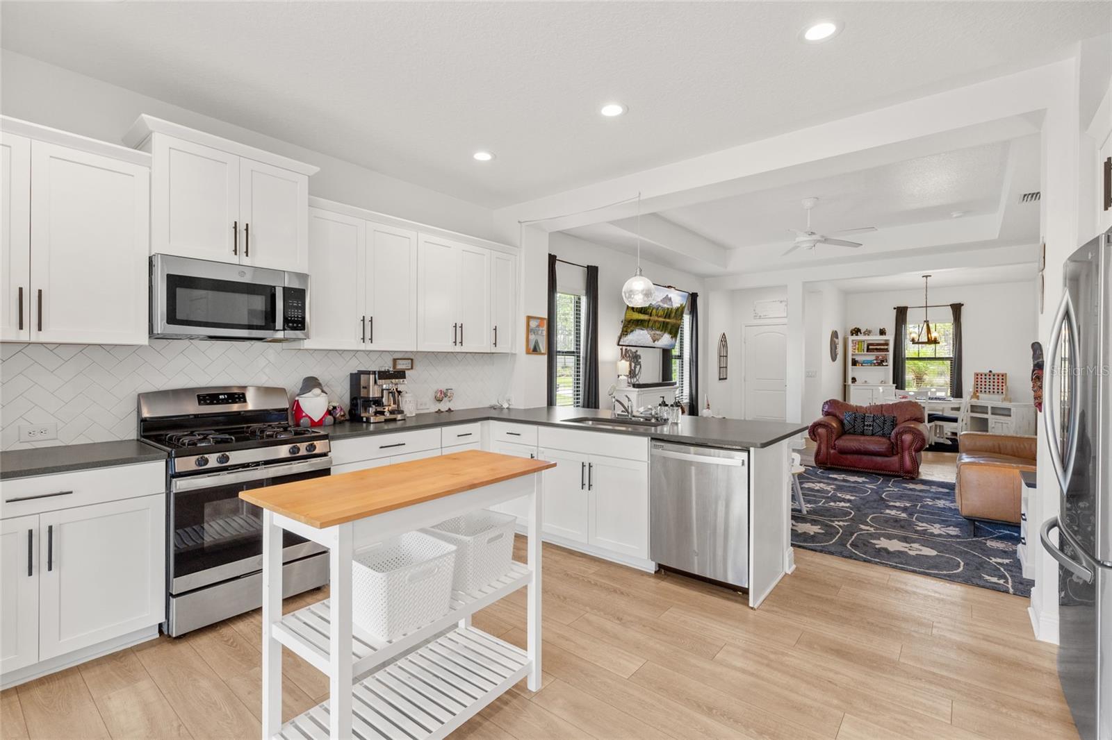 260 BRIENZA LOOP