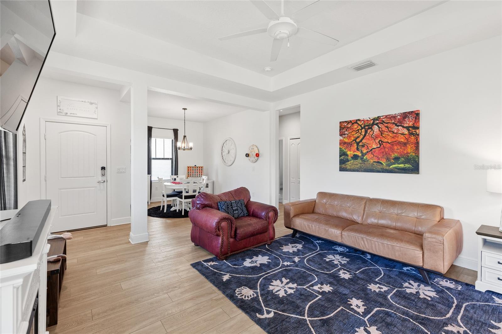260 BRIENZA LOOP