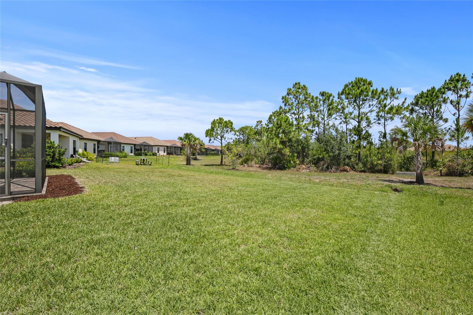 260 BRIENZA LOOP