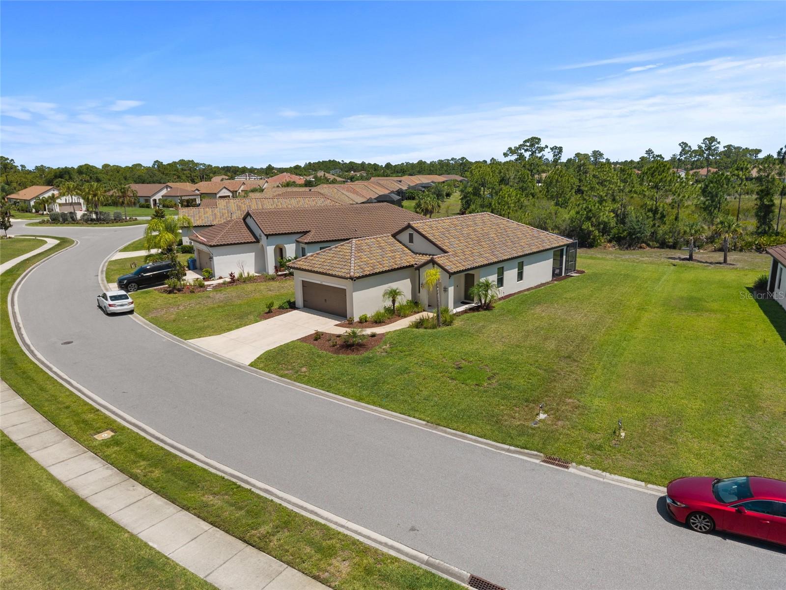 260 BRIENZA LOOP