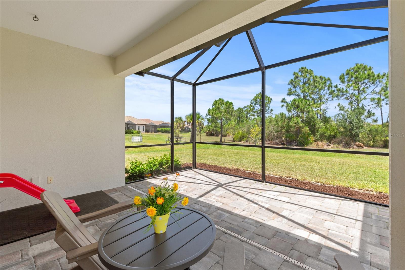 260 BRIENZA LOOP