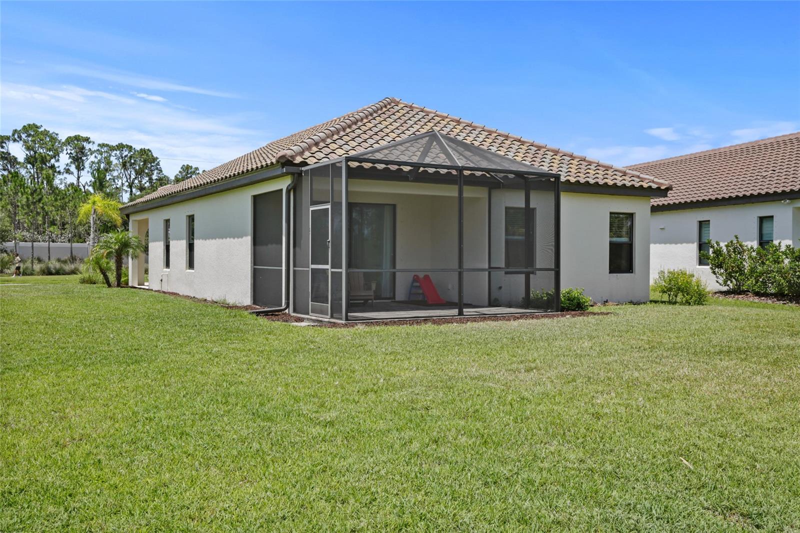 260 BRIENZA LOOP
