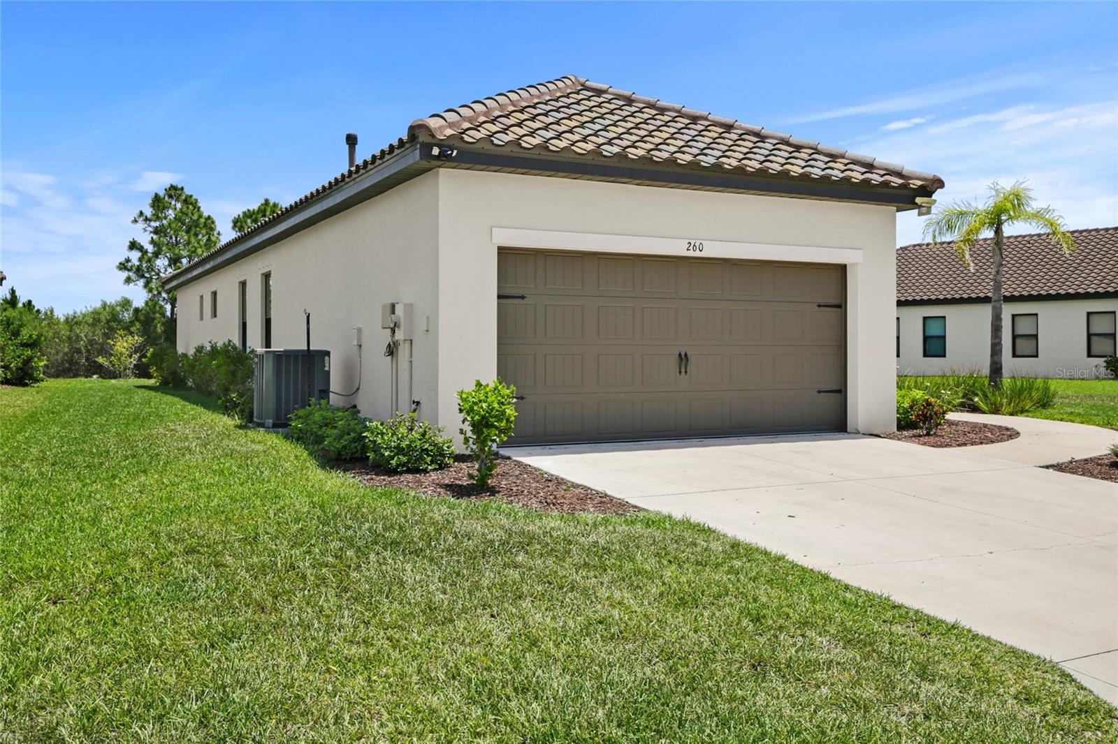 260 BRIENZA LOOP