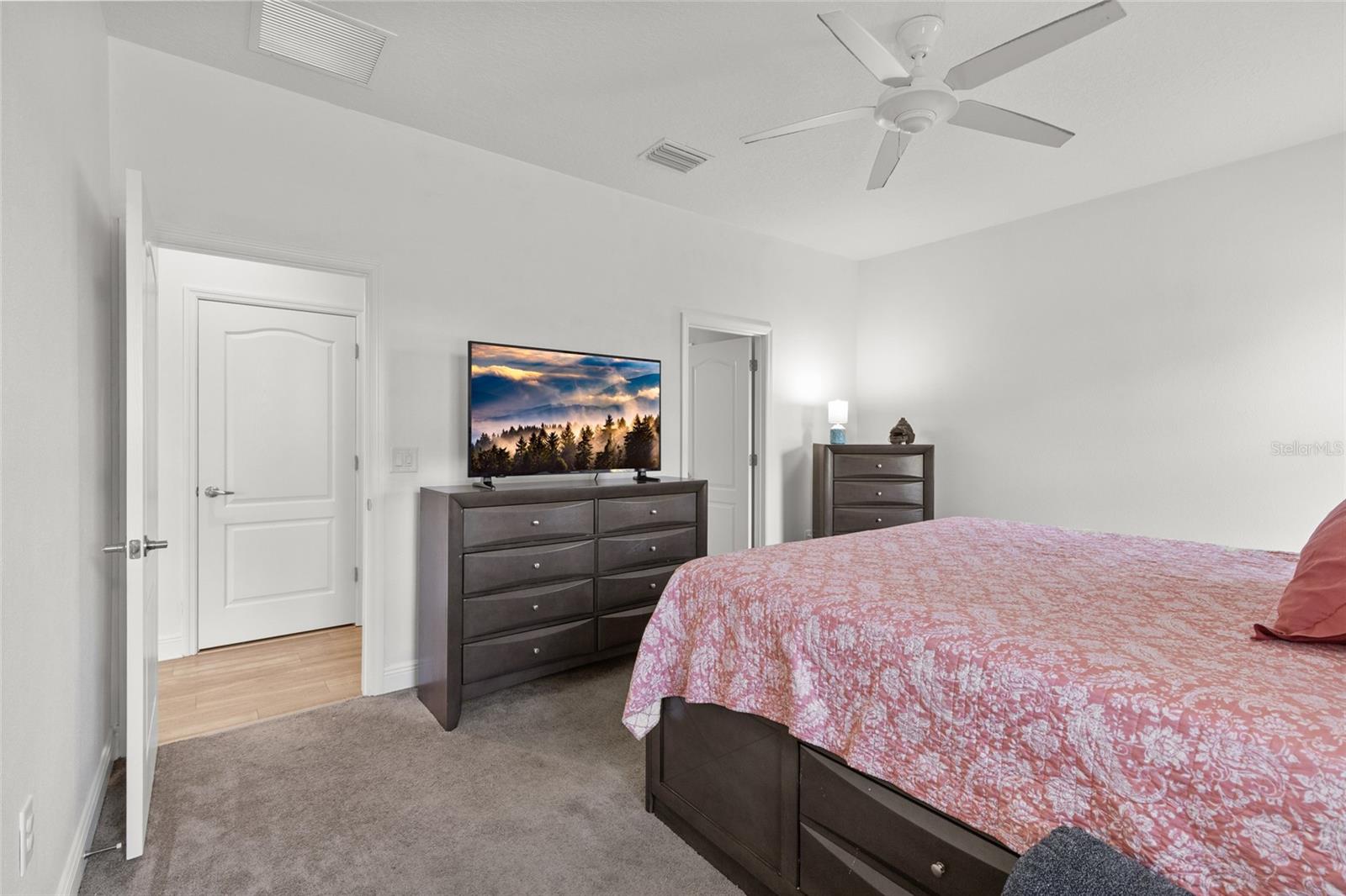 260 BRIENZA LOOP