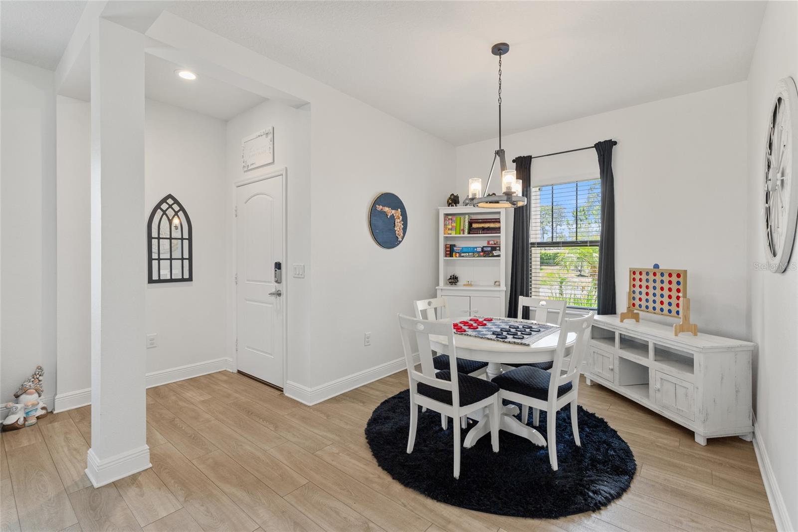 260 BRIENZA LOOP