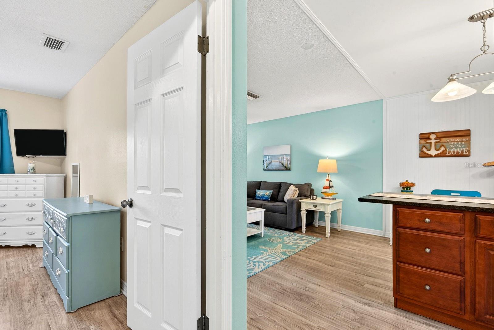 5055 LIVE OAK CIR #5055