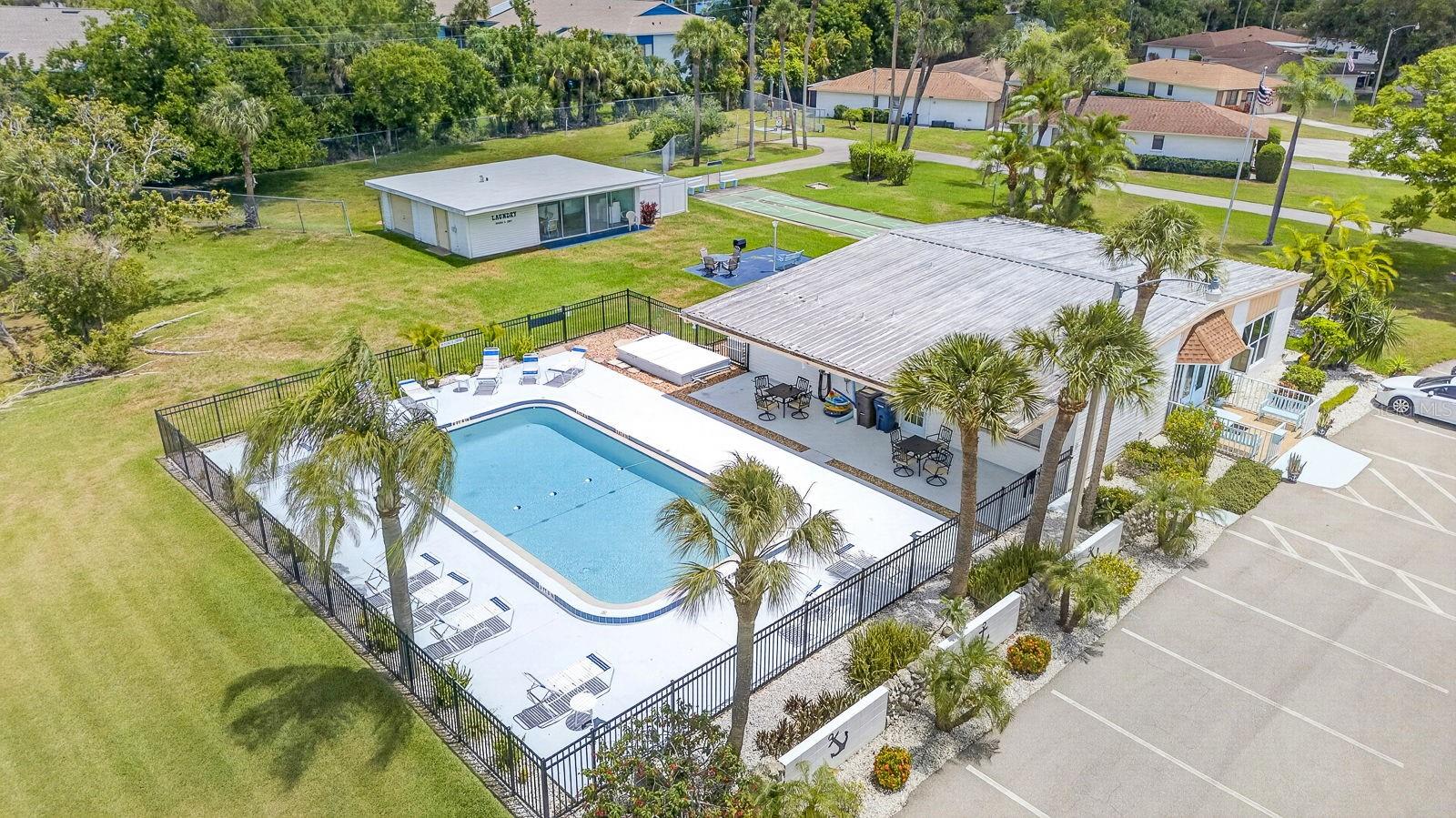5055 LIVE OAK CIR #5055