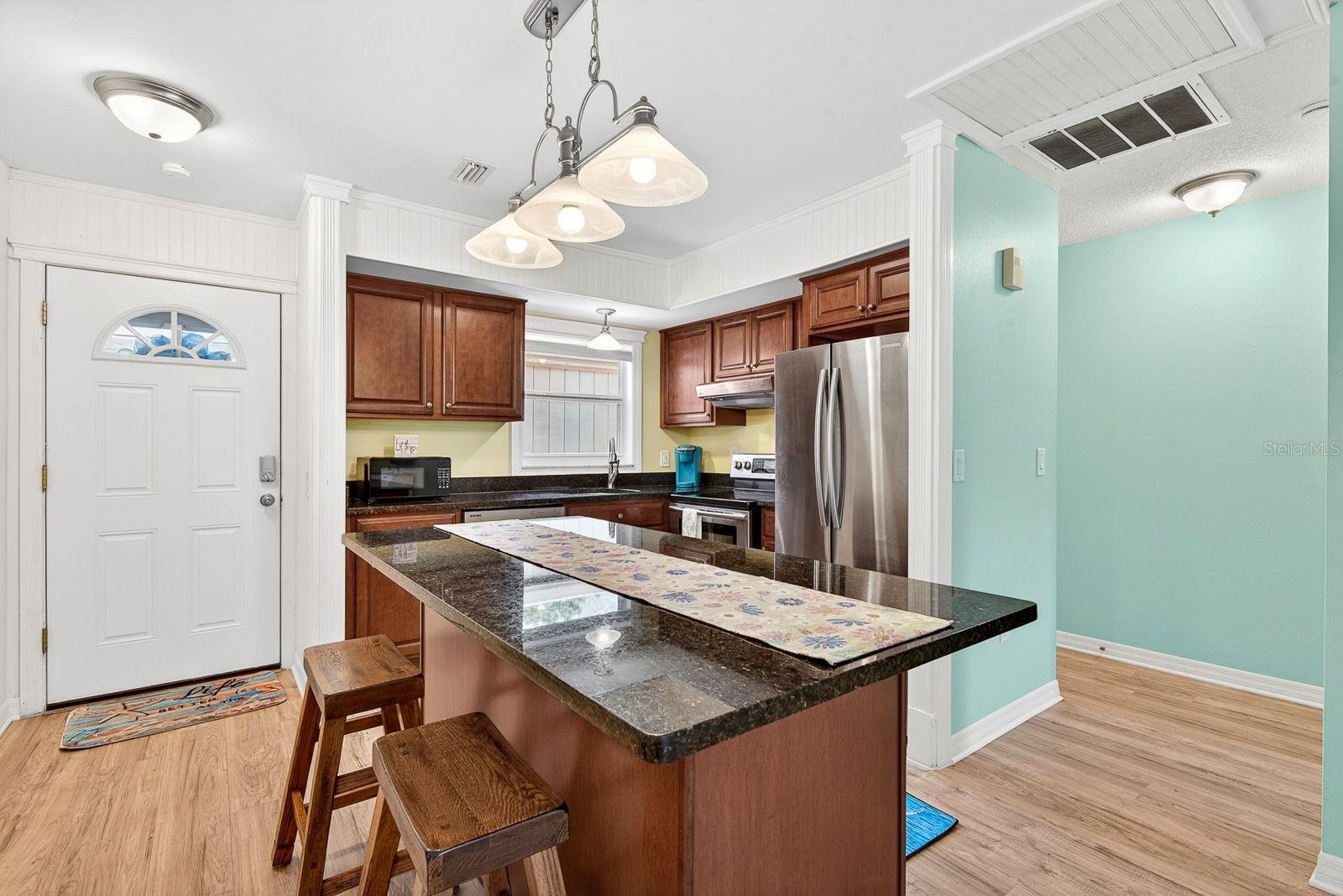 5055 LIVE OAK CIR #5055