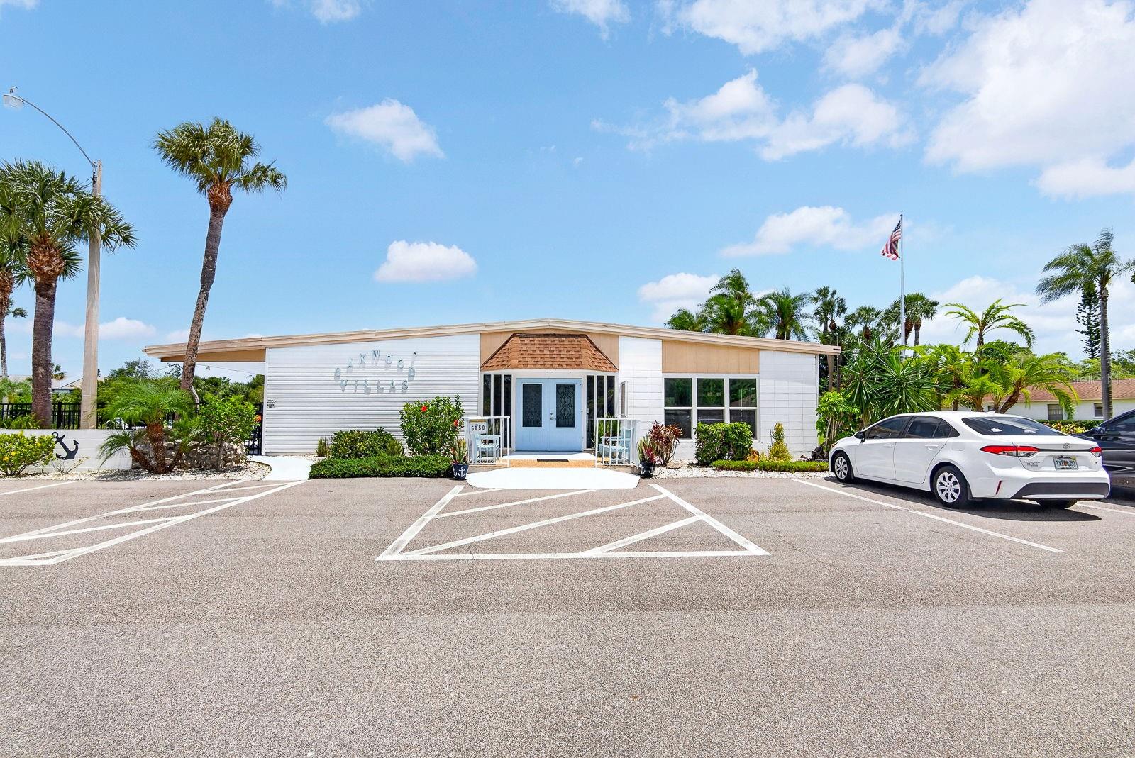 5055 LIVE OAK CIR #5055