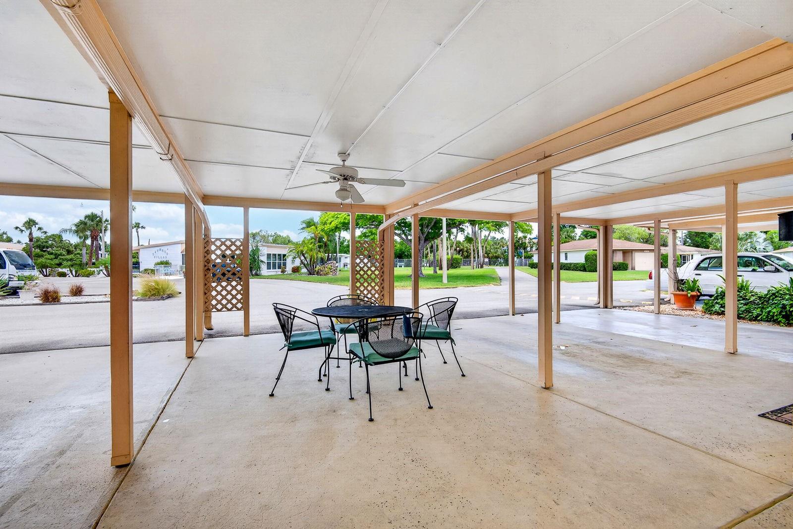 5055 LIVE OAK CIR #5055
