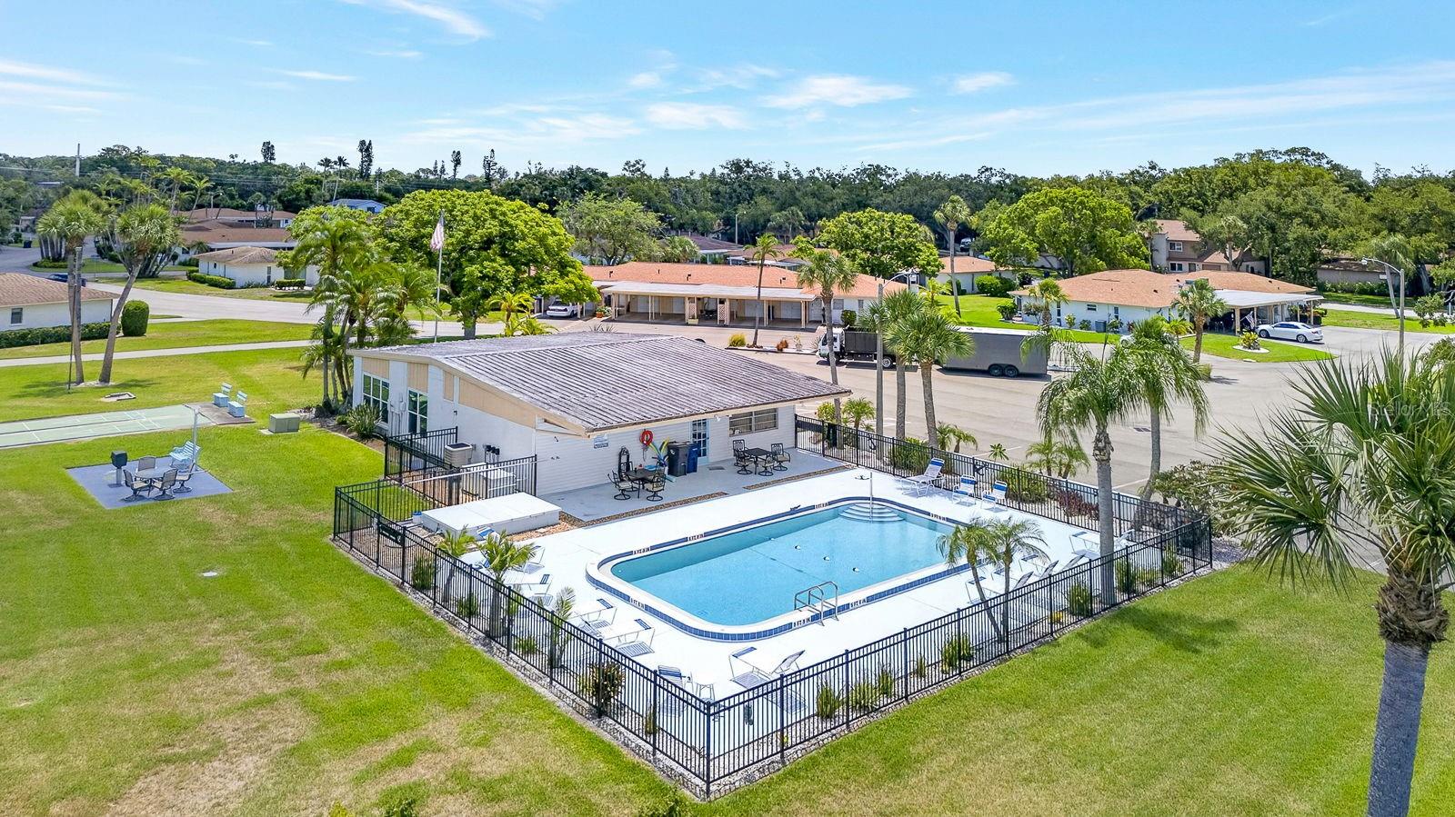 5055 LIVE OAK CIR #5055