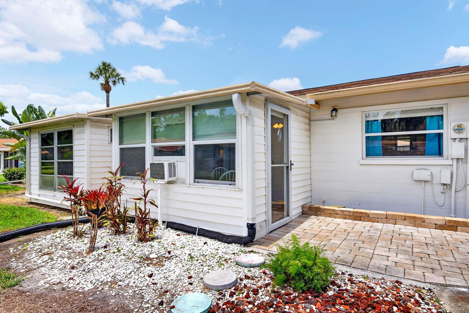 5055 LIVE OAK CIR #5055
