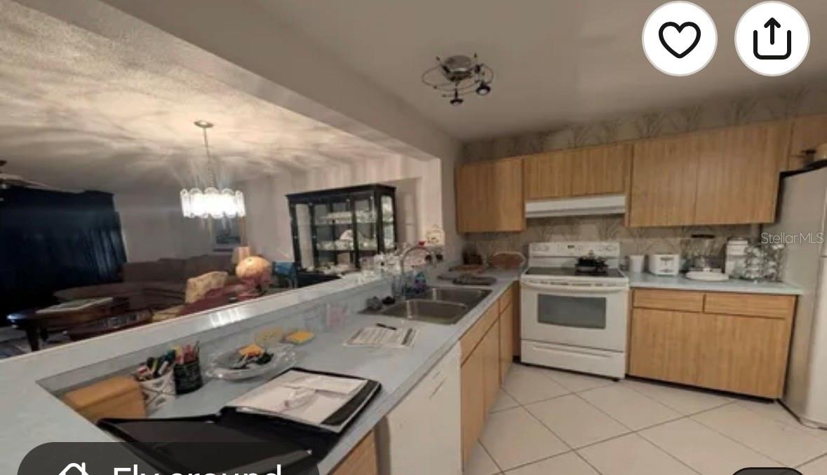 345 SPRINGDALE DR #345