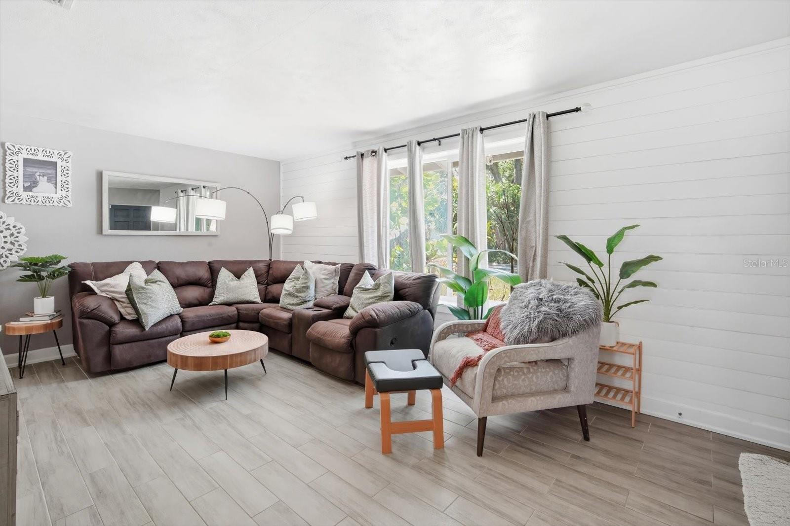3307 3RD AVE W