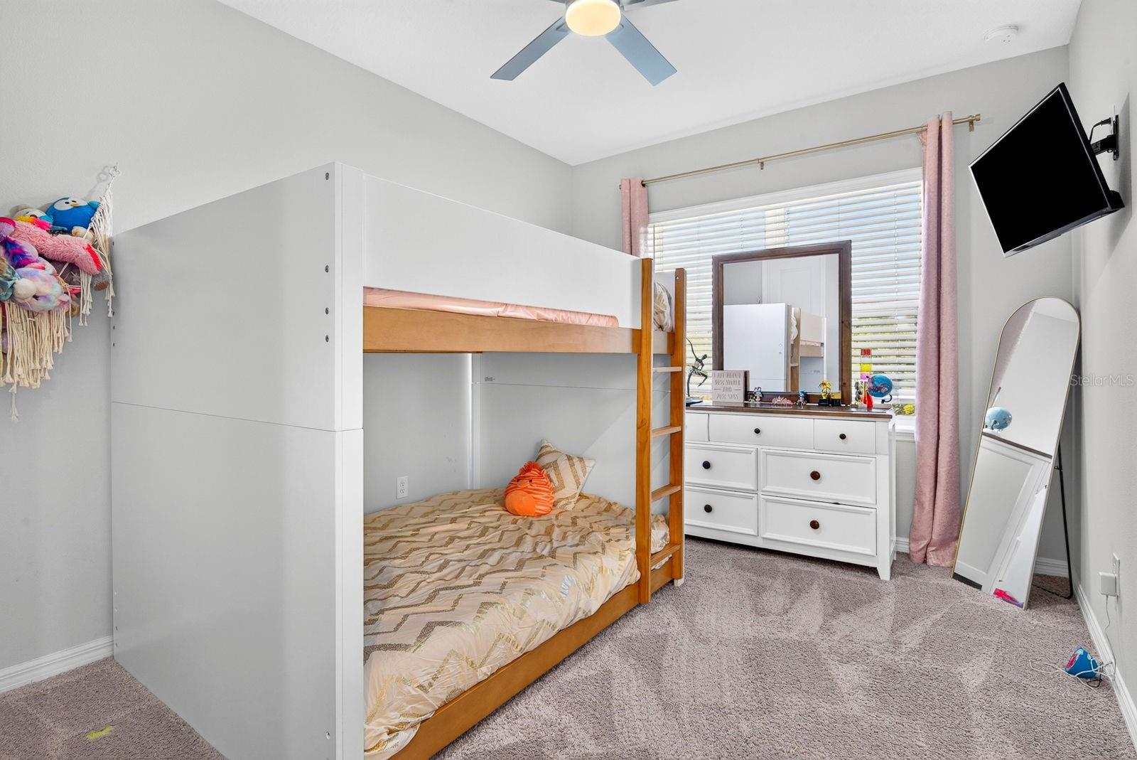 5825 FIELDMOOR CT
