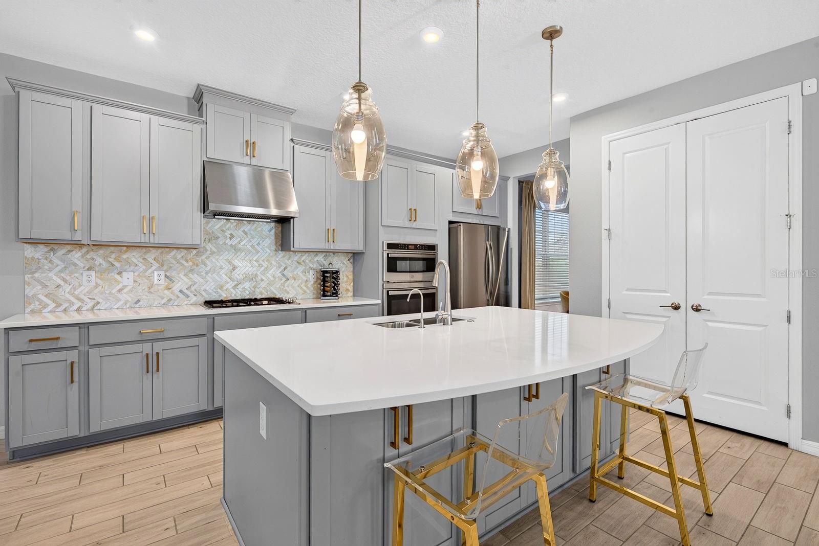 5825 FIELDMOOR CT