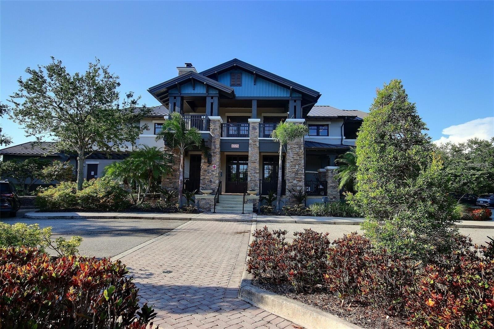 5825 FIELDMOOR CT