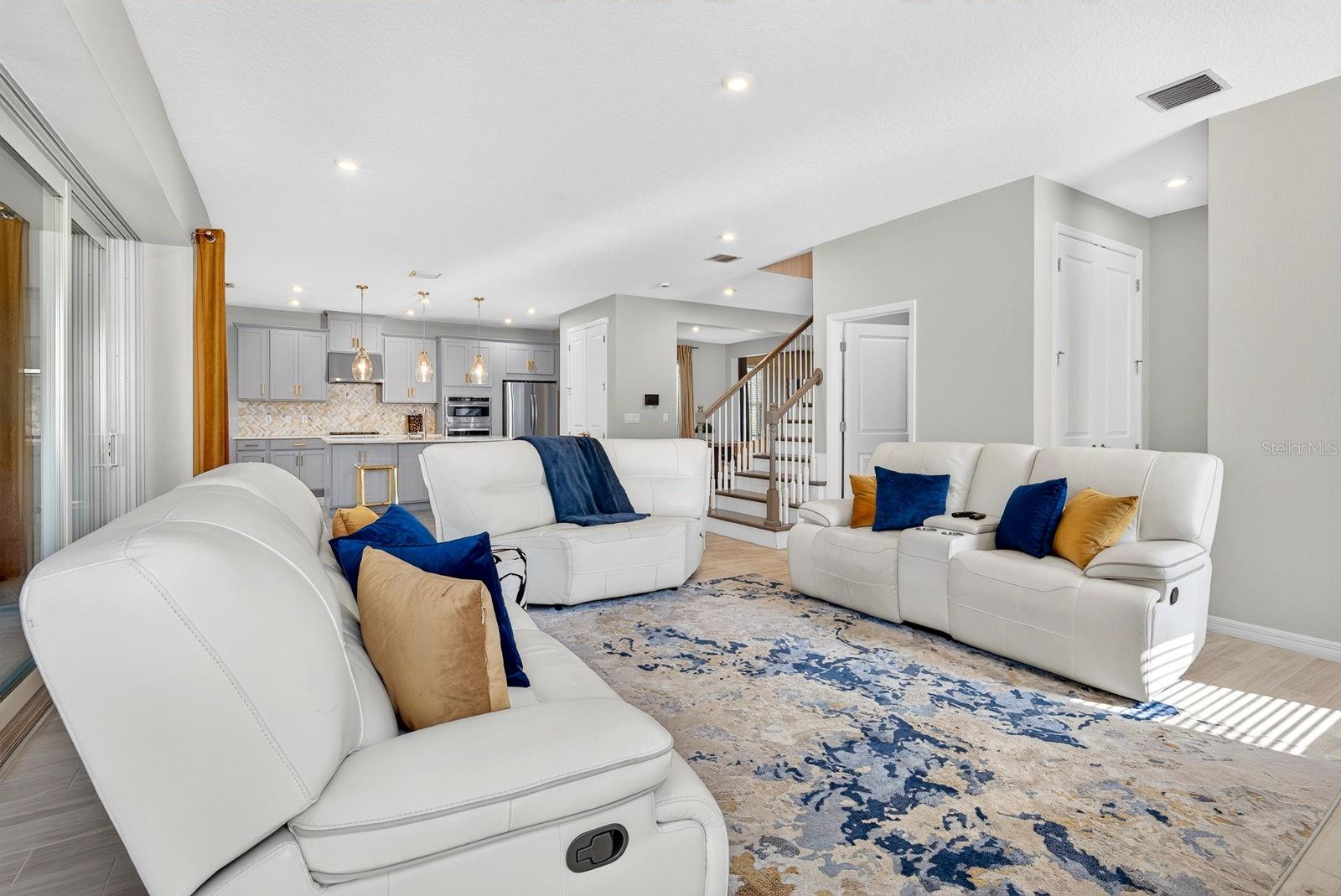 5825 FIELDMOOR CT