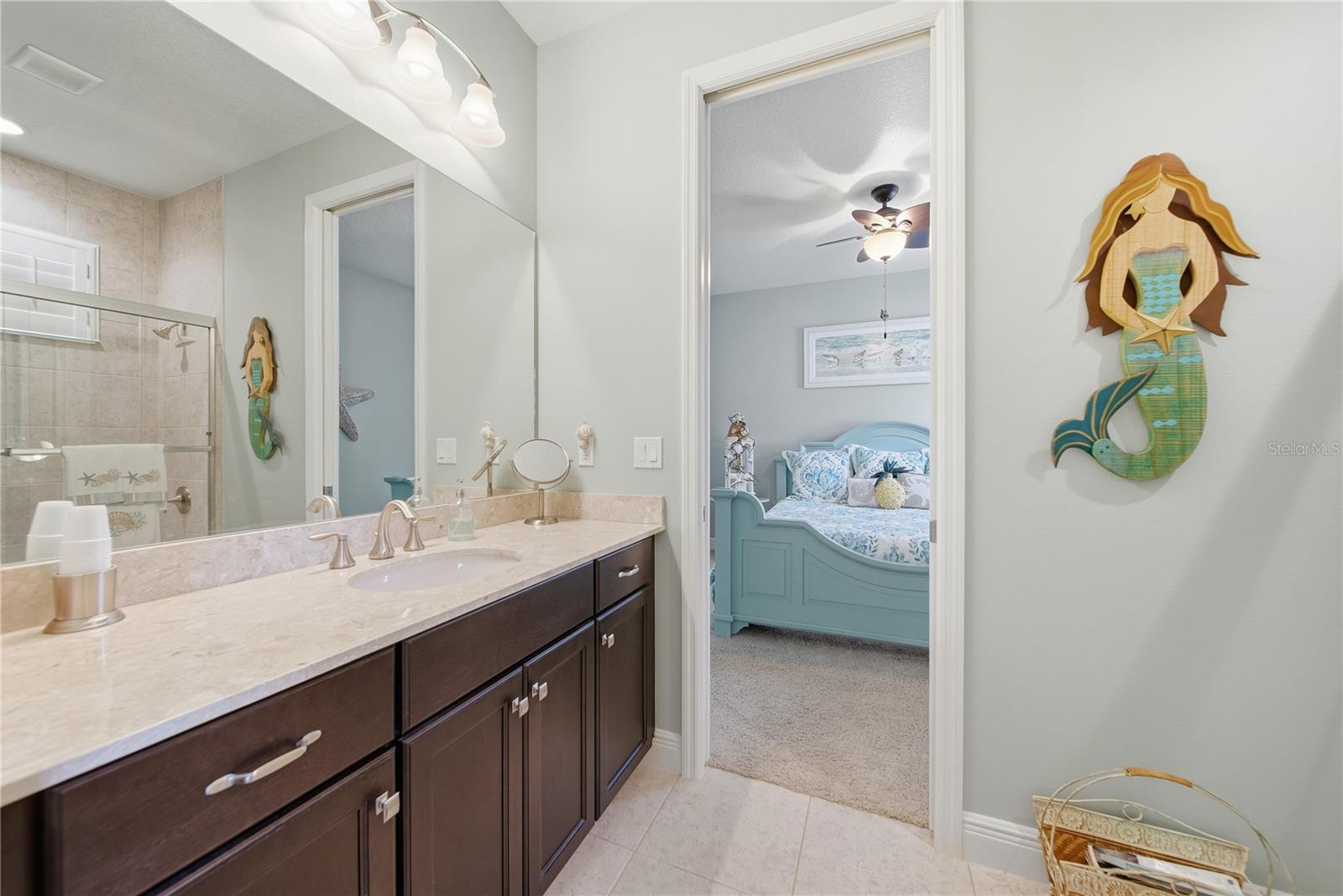 514 HONEYFLOWER LOOP