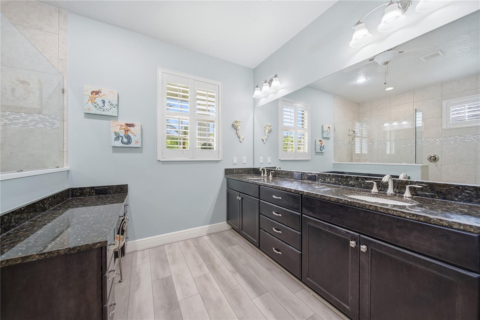 514 HONEYFLOWER LOOP