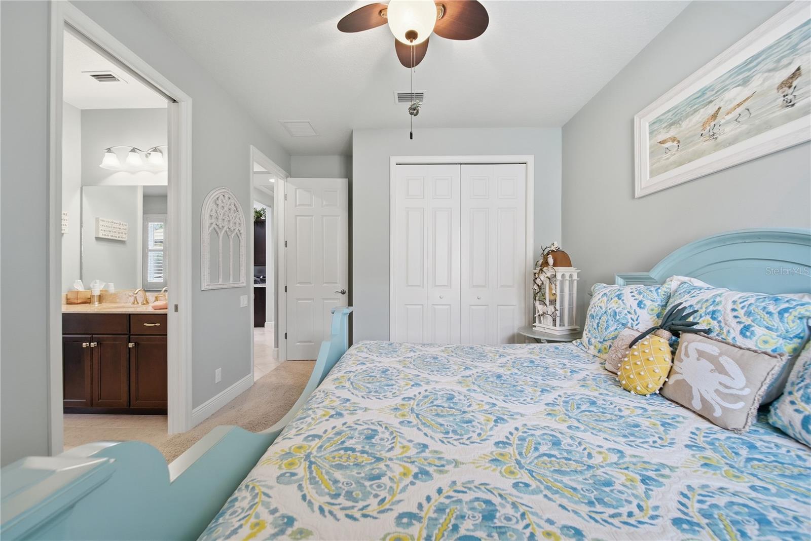 514 HONEYFLOWER LOOP