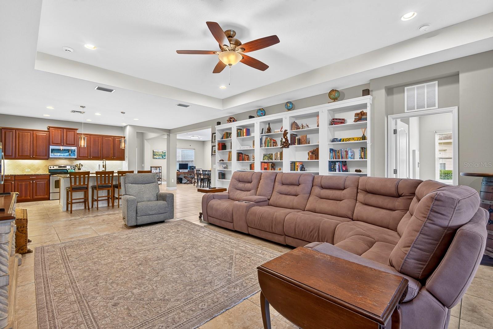 1416 HICKORY VIEW CIR