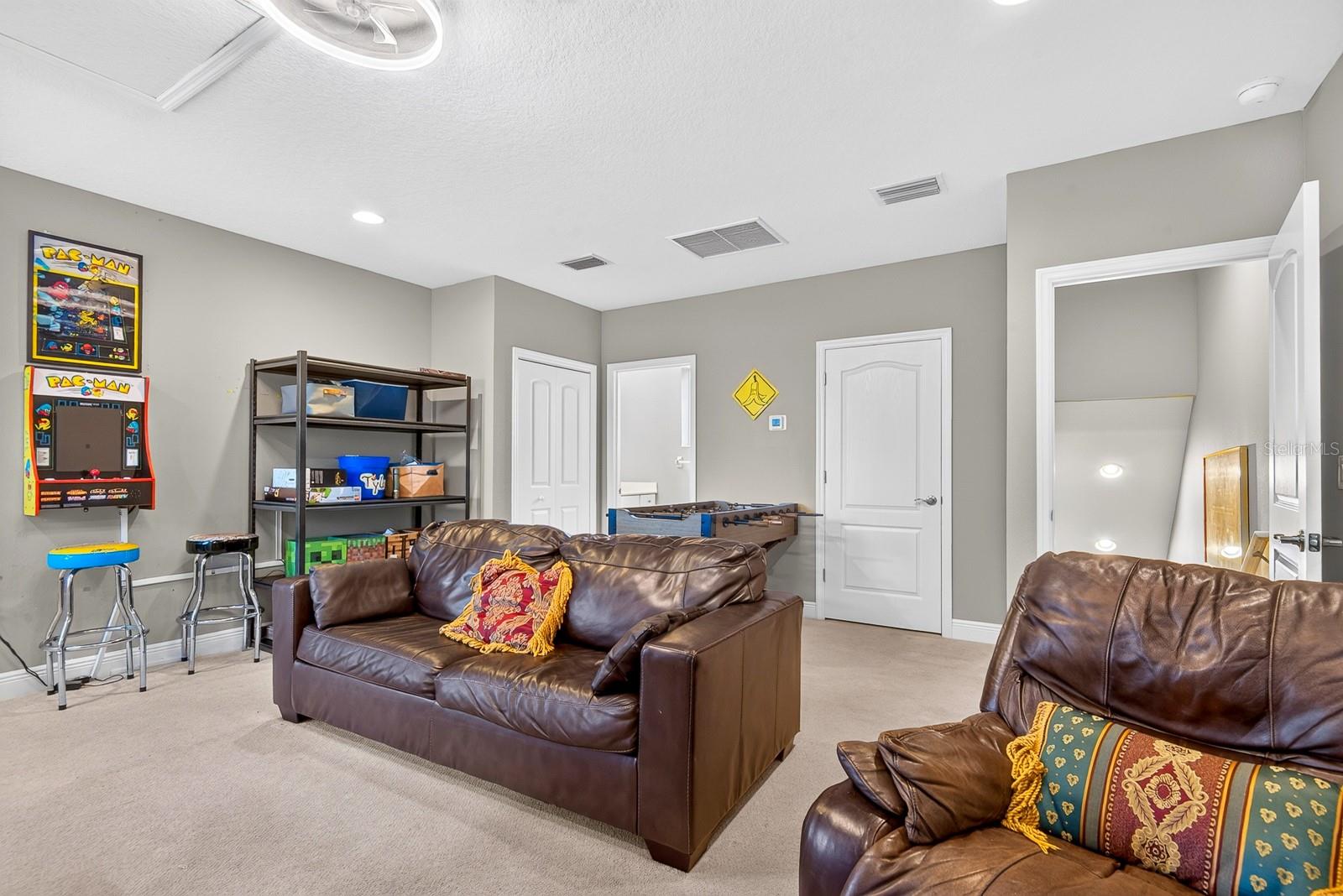 1416 HICKORY VIEW CIR