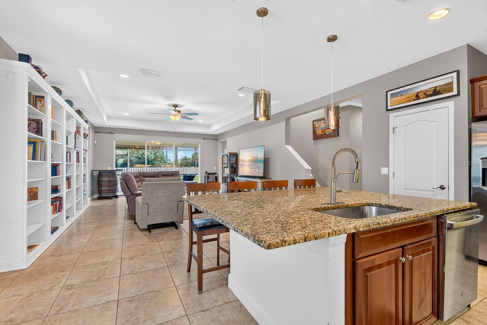 1416 HICKORY VIEW CIR