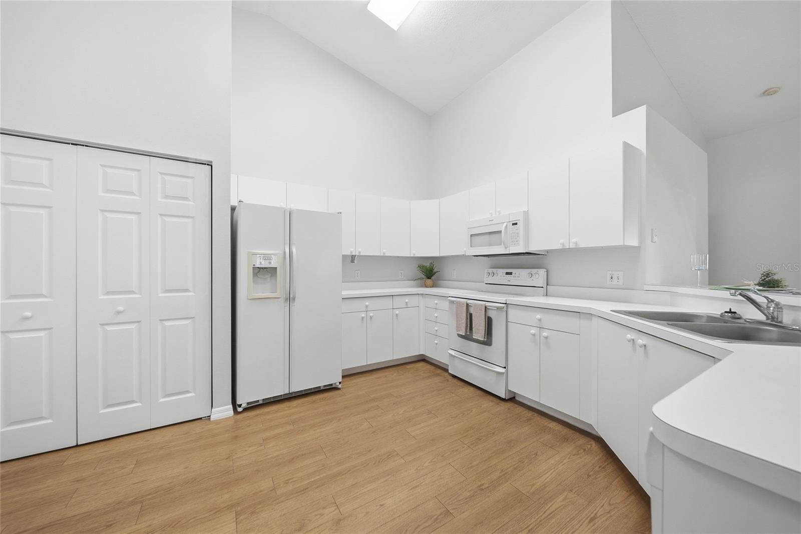 3007 LIVE OAK LN #34