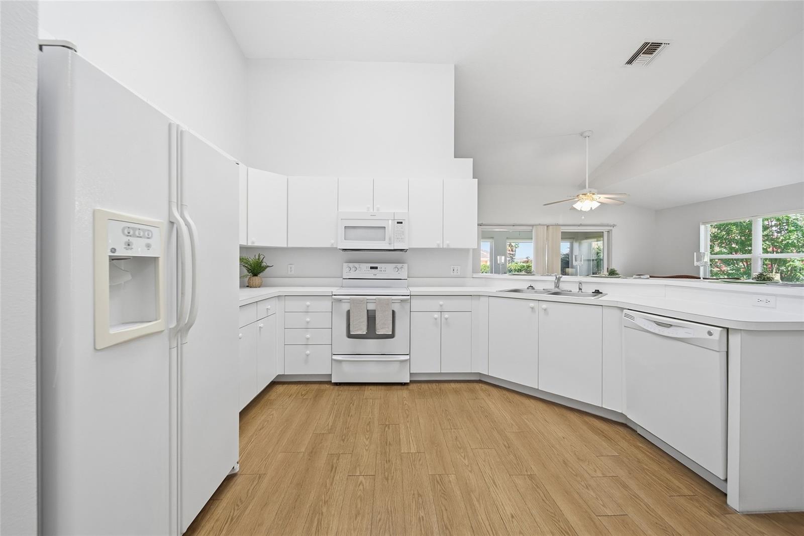 3007 LIVE OAK LN #34